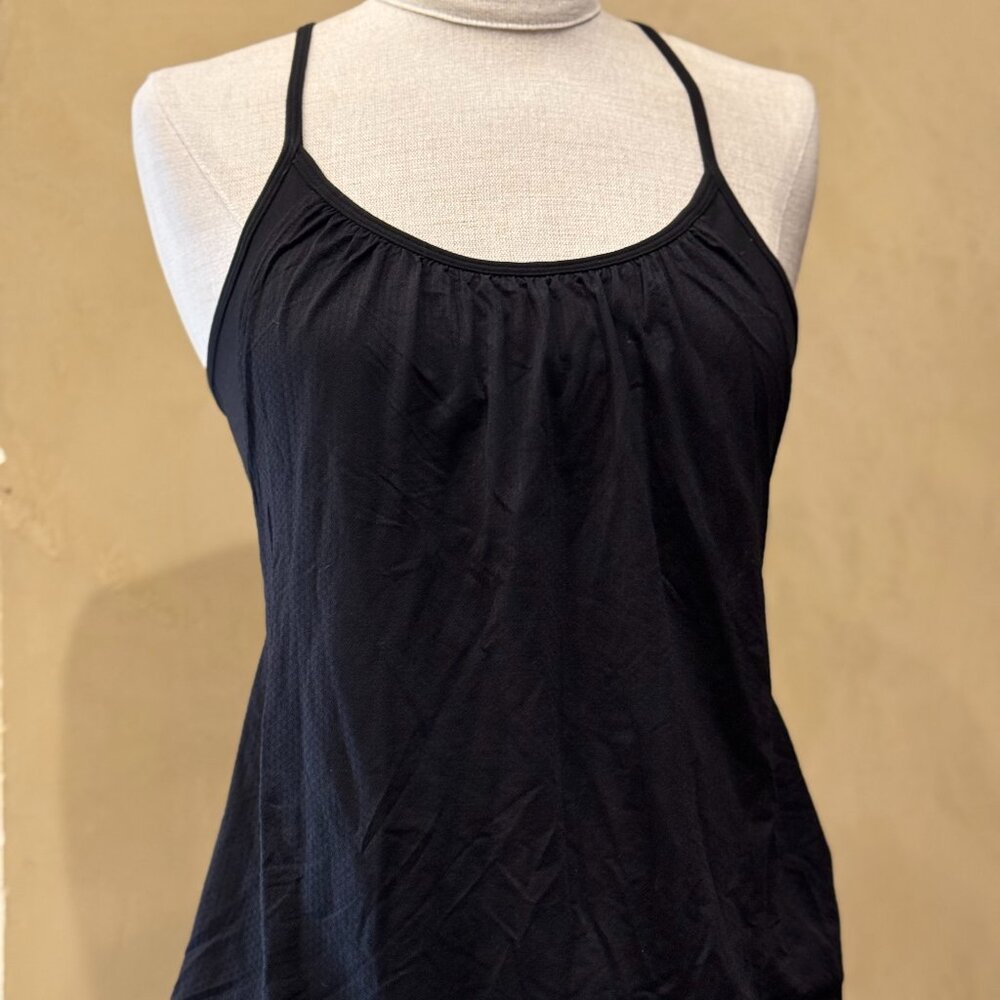 Lululemon Loose Fit Built in Sports Bra Black Tank With Bubble Bottom, Size 6